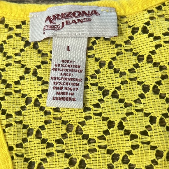 Arizona Jean Company Yellow Sleeveless Crop‎ Tank Top - Picture 5 of 5